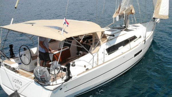 YachtABC - Lotta - Croatia - Dufour 382 GL