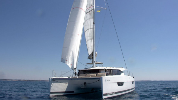 YachtABC - Luna Rosa II - Croatia - Fountaine Pajot Lucia 40